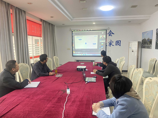 專業(yè)知識(shí)再學(xué)習(xí) 防抗救要相結(jié)合